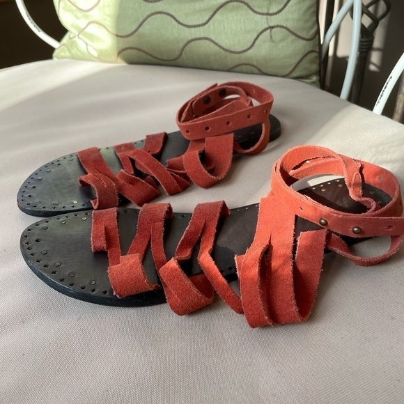 Free‎ People Sunever Suede Gladiator Sandal in Red Size 10 - Picture 7 of 10